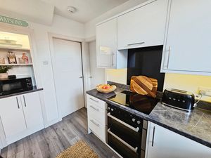 Photo 8- click for photo gallery